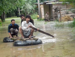 Indien  Kaschmir  Ueberschwemmung