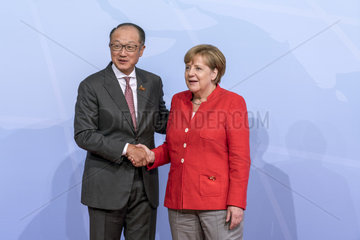 Yong Kim + Merkel