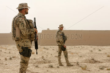 Kunduz  Afghanistan  Soldaten der Bundeswehr-ISAF-Schutztruppe
