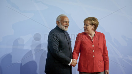 Narendra Modi  Premierminister der Republik Indien und Angela Merkel (CDU)  Bundeskanzlerin