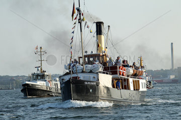Flensburg  Deutschland  Dampfschiffe beim Dampferrennen auf der Flensburger Dampf Rundum