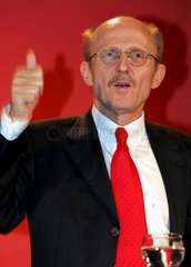Willi Lemke  Bremer Bildungssenator und Buergermeisterkandidat  SPD