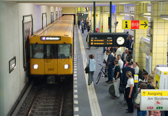 U-Bahnhof Berlin-Friedrichstrasse