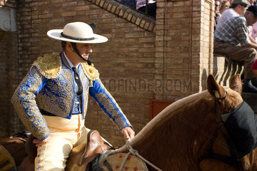 Spanien  Sevilla  Pikadore auf seinem Pferd