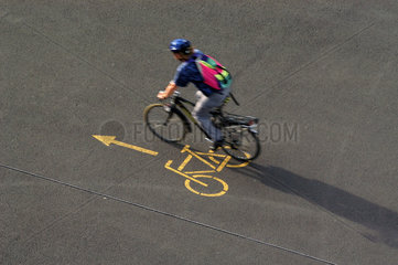 Fahrradfahrer in Basel  Schweiz