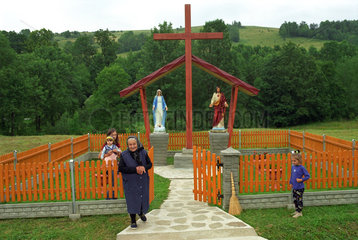 Missionskreuz mit der Maria- und Jesusfigur  Polen