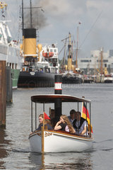 Flensburg  Deutschland  Rundfahrt auf einem Dampfboot auf der Flensburger Dampf-Rundum