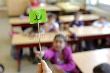 Flensburg  Deutschland  die Grundschule Ramsharde Flensburg bietet Islam-Unterricht an