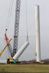 Haselund  Deutschland  Aufbau einer Windkraftanlage des Herstellers Senvion