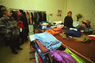 Kleiderkammer der Caritas in Tiflis