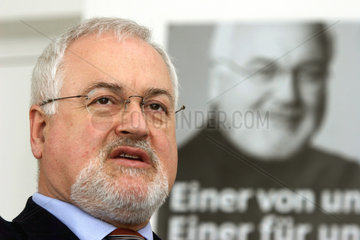 Peter Harry Carstensen  CDU  im Kieler Landeshaus