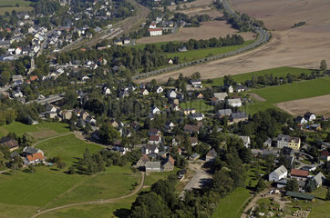 Luftbild von Niederwiesa (Vordergrund) und Oberwiesa