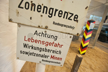 Luebeck  Deutschland  Exponate der Grenzeanlagen im Bundespolizeimuseum in Luebeck