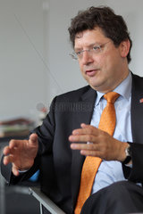 Kiel  Deutschland  Wirtschaftsminister Reinhard Meyer (SPD) im Interview