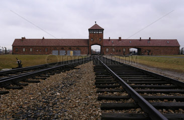 Haupttor des KZ Auschwitz II - Birkenau