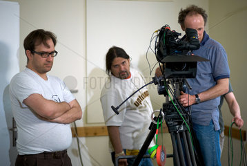 Berlin  Deutschland  Kameracrew bei Dreharbeiten zum einem Studentenfilm