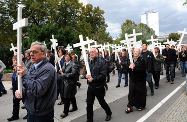 Berlin  Deutschland  Abtreibungsgegner protestieren mit Schweigemarsch