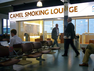 Zuerich  Smoking Lounge am Flughafen