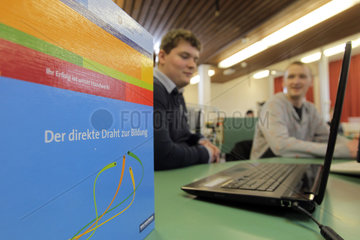 Rendsburg  Deutschland  an der Handwerkskammer Rendsburg werden Informationselektroniker ausgebildet
