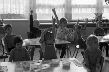 Berlin  DDR  Kinder in einer Vorschule
