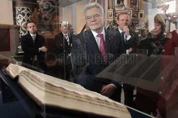 Schleswig  Deutschland  Bundespraesident Joachim Gauck zu Besuch auf Schloss Gottorf
