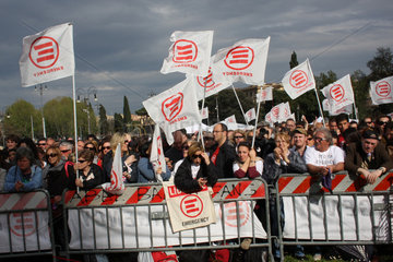 Emergency Demonstration in Rom