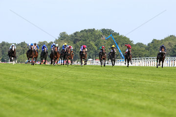 Royal Ascot  The Wow Signal (sixth from right) with Frankie Dettori up wins the Coventry Stakes