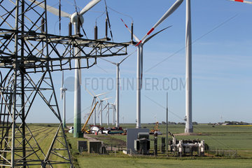 Friedrich-Wilhelm-Luebke-Koog  Deutschland  Baustelle auf einem Windpark