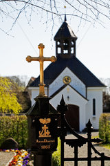 Schleswig  Deutschland  Friedhof und Kapelle der Holmer Beliebung