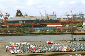 der Kaiserhafen in Bremerhaven (Import/Export)
