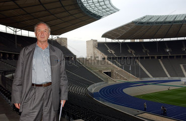 Berlin  der Architekt Volkwin Marg im Berliner Olympiastadion