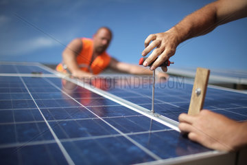 Oeversee  Deutschland  ein Solarpark wird aufgebaut