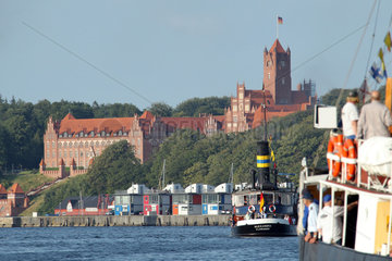 Flensburg  Deutschland  Dampfschiff beim Dampferrennen auf der Flensburger Dampf Rundum