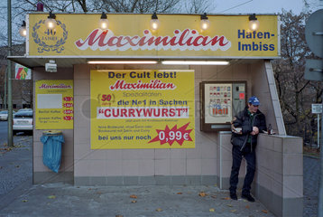 Der Maximilian-Currywurst-Imbiss in Berlin