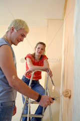 Bottrop  ein junges Paar renoviert die Wohnung