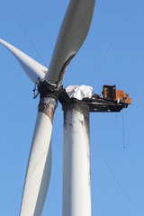 Dollerup  Deutschland  eine abgebrannte Windkraftanlage des Herstellers Senvion