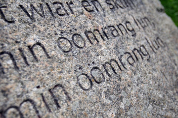 Nebel  Deutschland  Gedenkstein mit dem Heimatlied auf Amrumer Friesisch