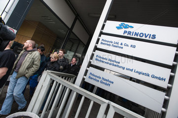 Itzehoe  Deutschland  Mitarbeiter verlassen die Prinovis Druckerei