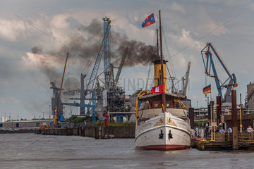 Schaarhoern Hamburg Harbour