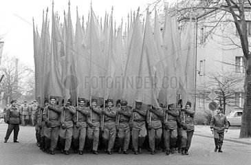 Berlin  DDR  Kampfgruppen der Nationalen Front