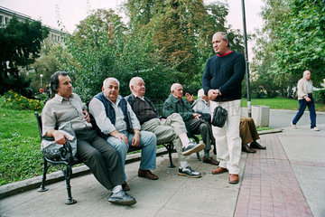 Rentner auf einer Parkbank  Sofia