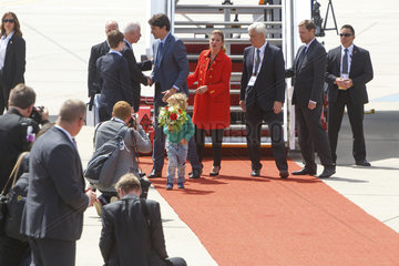 Justin Trudeau  Premierminister Kanada mit Ehefrau Sophie Gregoire und Sohn Hadrien