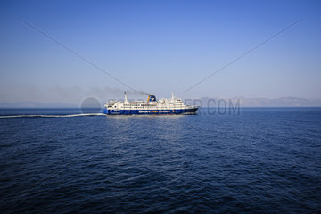 Faehre  Golden Star Ferries  Rafina  Griechenland  Europa