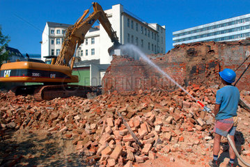 Chemnitz  Deutschland  Abriss eine alten Hauses in der City von Chemnitz