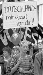 Demonstration gegen die Wiedervereinigung
