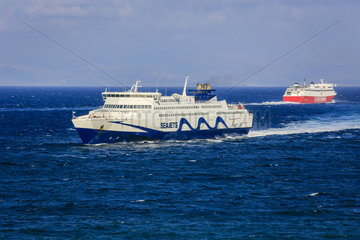 Faehren  Seajets  Fast Ferries  Rafina  Griechenland  Europa
