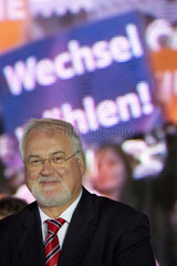 Kiel  Ministerpraesident Peter Harry Carstensen  CDU  beim Wahlkampf