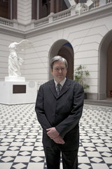 Professor Dr.-Ing. Joerg Steinbach