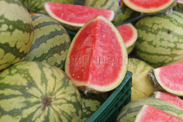 Handewitt  Deutschland  Wassermelonen in einer Auslage