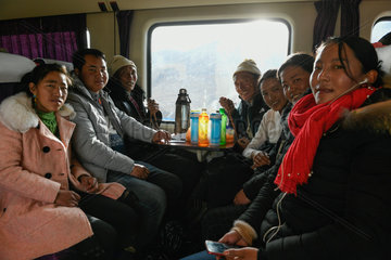 CHINA-TIBET-RAILWAY-PASSENGERS(CN)